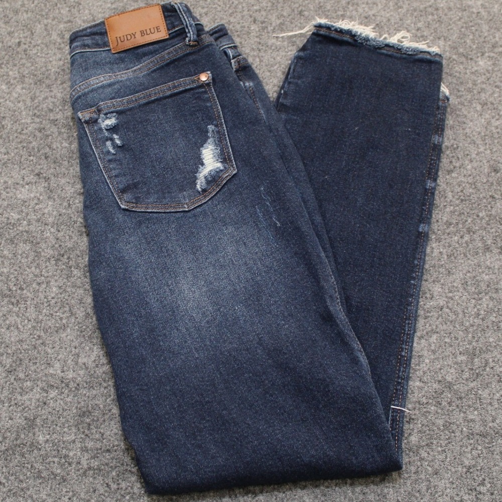 Judy Blue JB88819 DK Straight Fit Distressed Frayed Hem Jeans Dark Wash 5/27